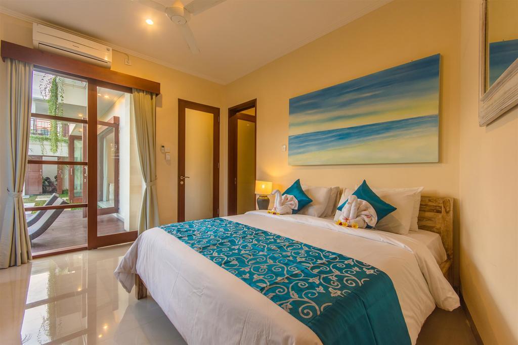 Villa Tepi Sungai Legian Szoba fotó