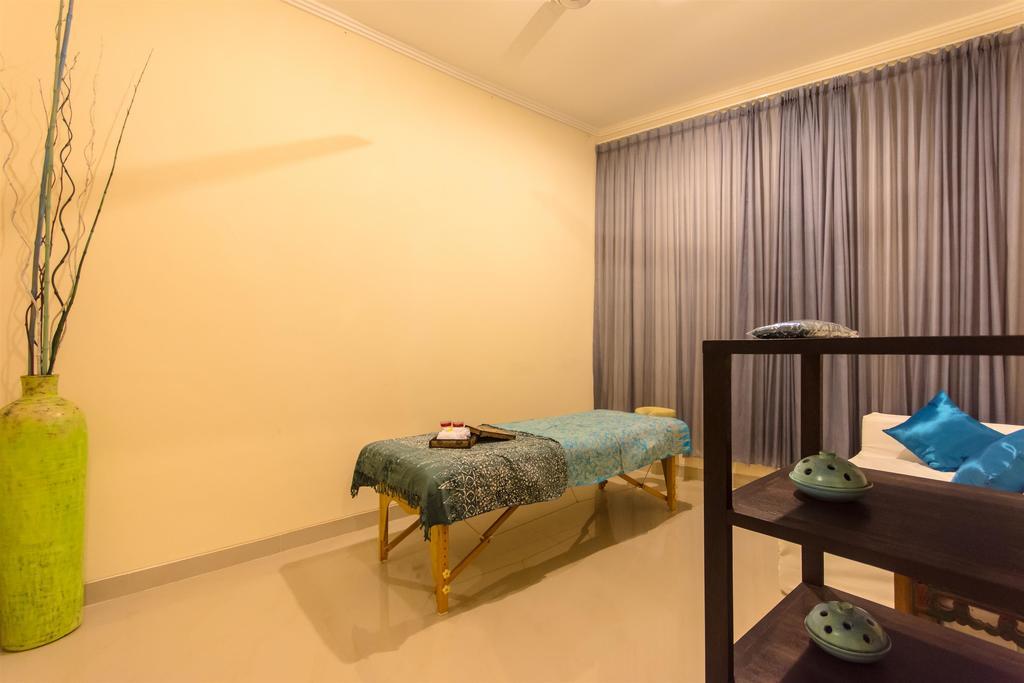 Villa Tepi Sungai Legian Szoba fotó