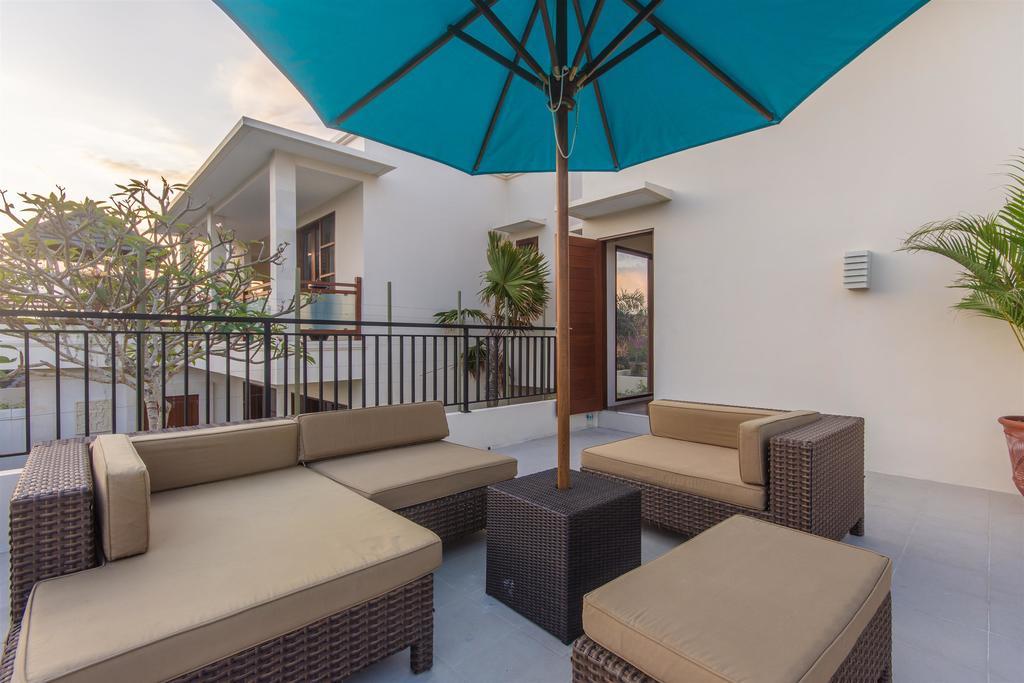 Villa Tepi Sungai Legian Szoba fotó