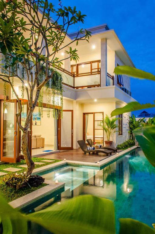 Villa Tepi Sungai Legian Szoba fotó